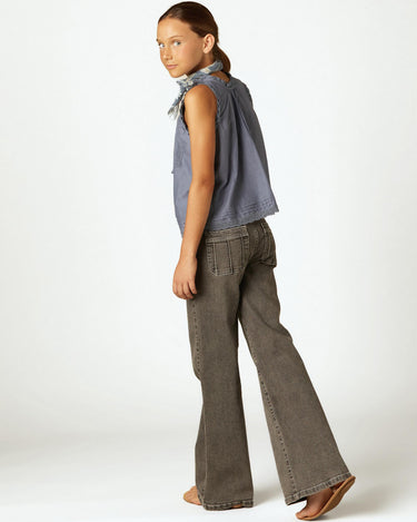 GREY PANTS POCKETS SEAMS
