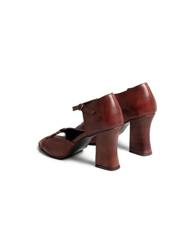 BROWN LEATHER HEEL WITH FLOWER