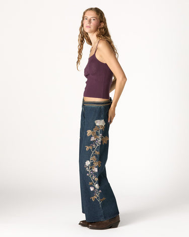 PANTALÓN BORDADO FLOR BLUE RIN