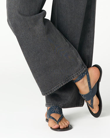 BLUE SANDAL STUDS