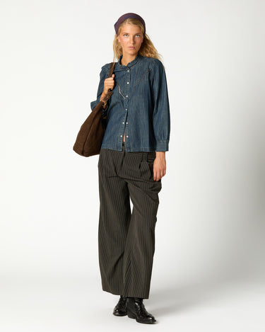PANTALON PLIEGUE RAYA ANTRACITA