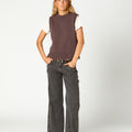 ROUND NECK VEST CHOCOLATE