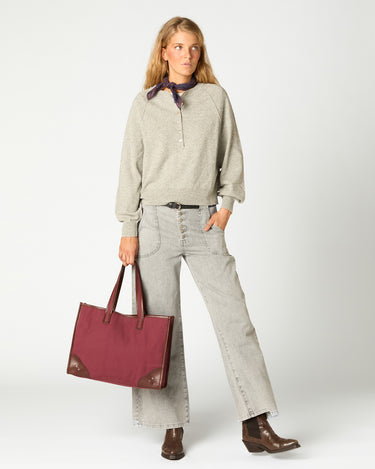 LIGHT GREY CREW NECK SWEATER
