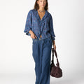 CAMISA VOLANTE JARETAS NIGHT GARDEN BLUE